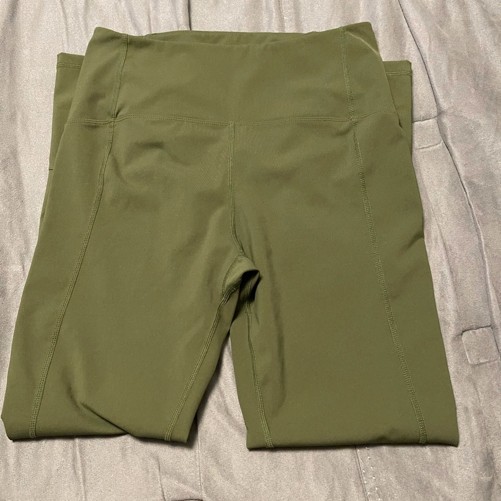 Buff bunny Luna leggings brand new